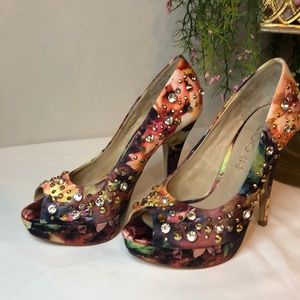 Studded Aldo Heels size 6